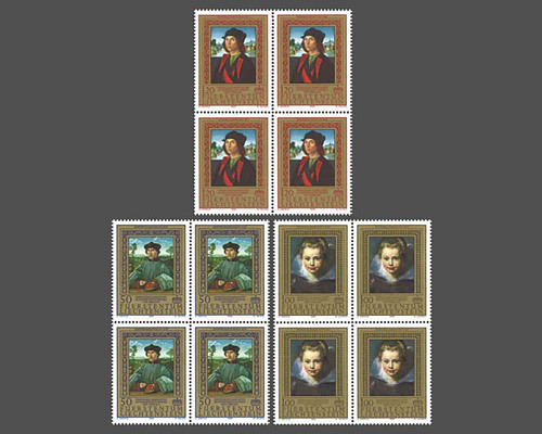 Paintings aus from the Princely Collecti